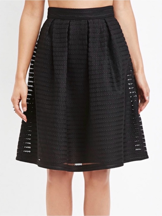 Forever 21 Dresses & Skirts - FOREVER 21 Black Women's Skirt - Small